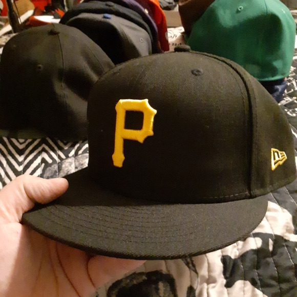 PiTTSBURG new era hat size 8 - Picture 1 of 2
